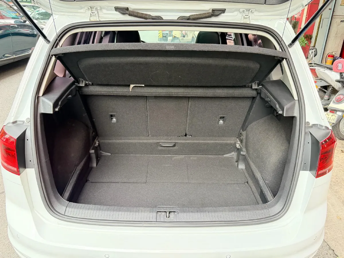 2018 Volkswagen Golf Sportsvan 1.4T 131HP L4 7DCT,autocango,china used car exporter,china ev exporter,chinese used car exporter,chinese used ev exporter