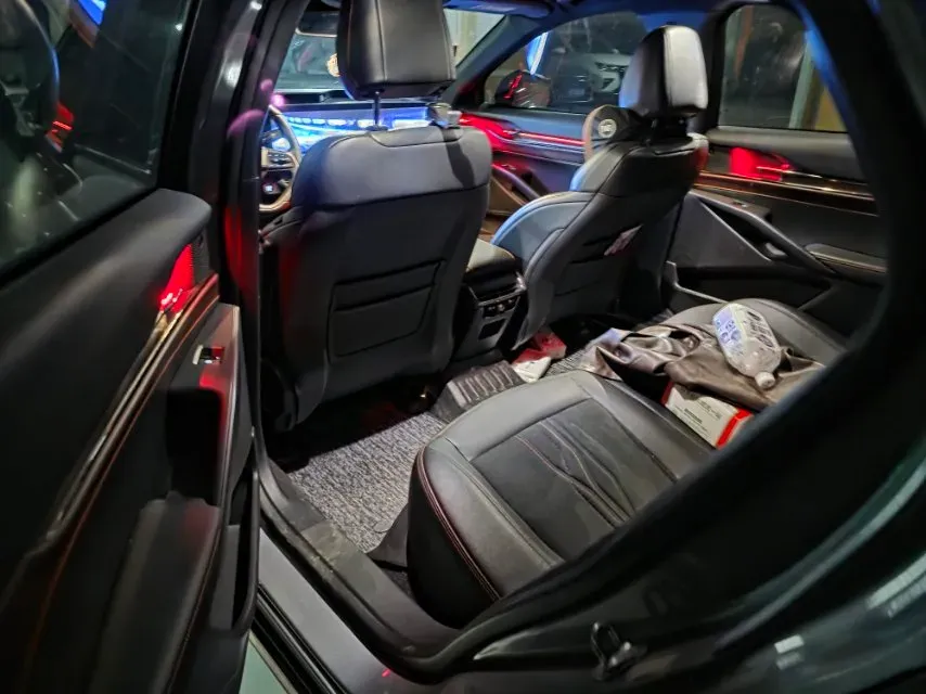 2022 Ford Mondeo 2.0T 238HP L4 8AT,autocango,china used car exporter,china ev exporter,chinese used car exporter,chinese used ev exporter