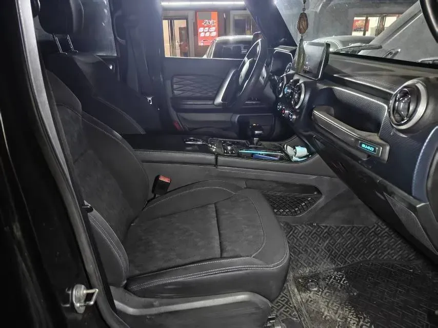 2021 Beijing BJ40 2.0T 163HP L4 8AT,autocango,china used car exporter,china ev exporter,chinese used car exporter,chinese used ev exporter