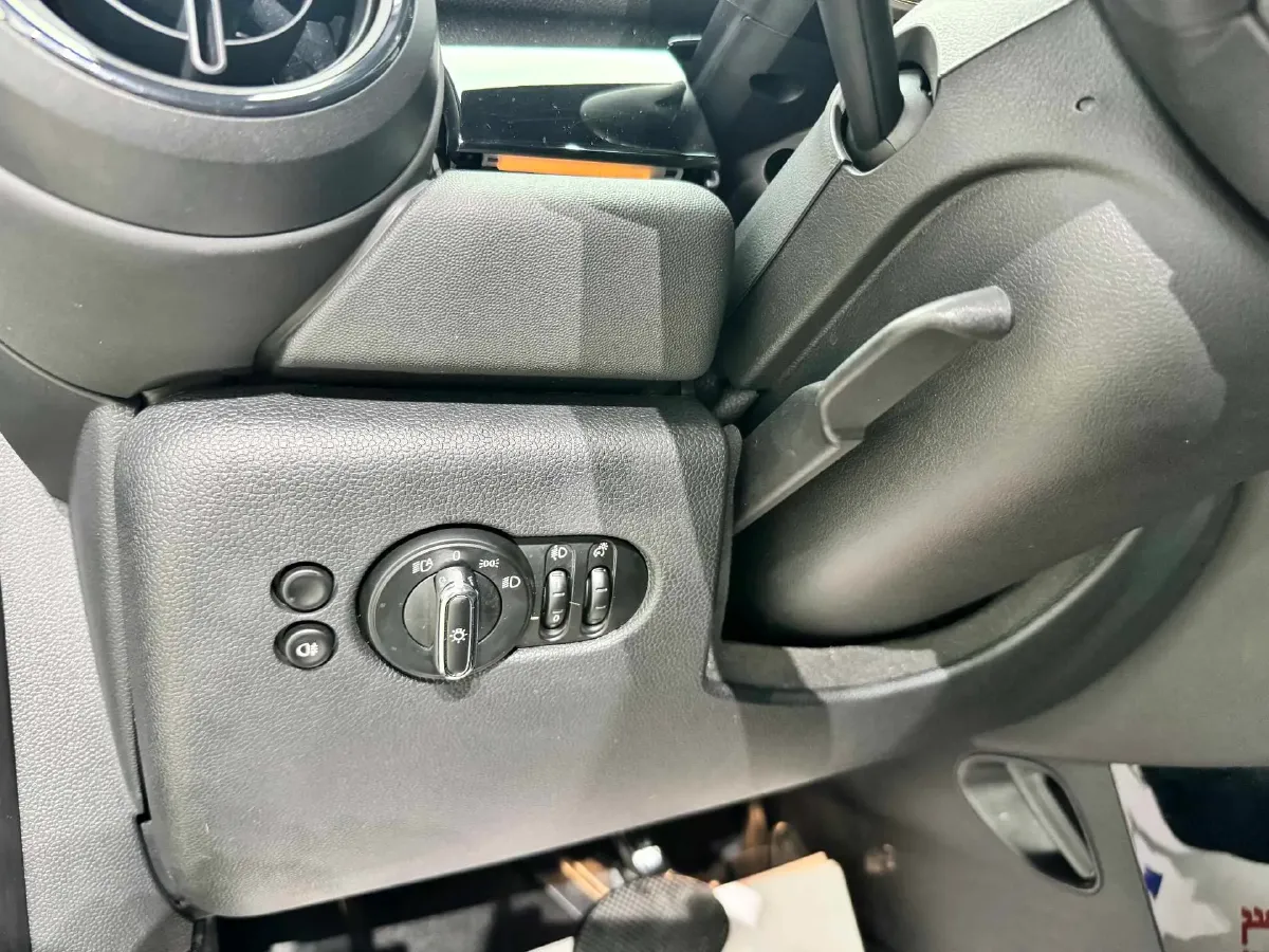 2023 MINI MINI 1.5T 136HP L3 7DCT,autocango,china used car exporter,china ev exporter,chinese used car exporter,chinese used ev exporter