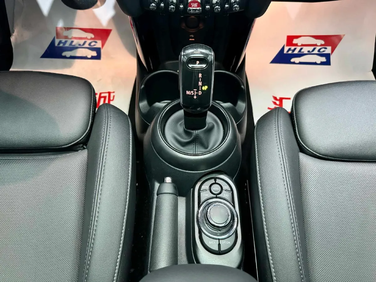 2023 MINI MINI 1.5T 136HP L3 7DCT,autocango,china used car exporter,china ev exporter,chinese used car exporter,chinese used ev exporter
