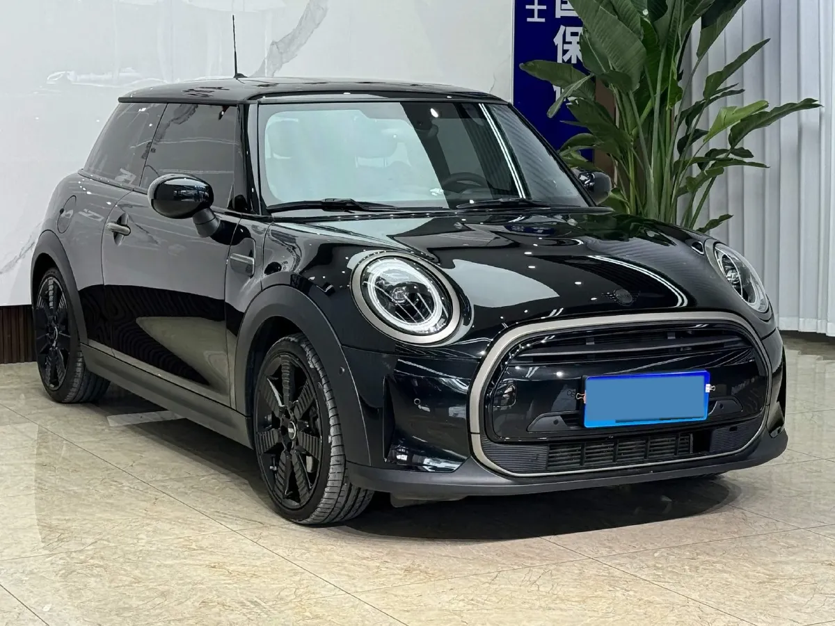 2023 MINI MINI 1.5T 136HP L3 7DCT,autocango,china used car exporter,china ev exporter,chinese used car exporter,chinese used ev exporter