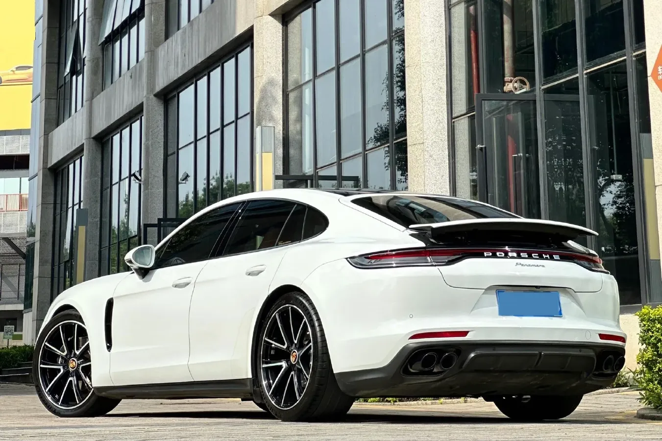 2021 Porsche Panamera 2.9T 330HP V6 8DCT,autocango,china used car exporter,china ev exporter,chinese used car exporter,chinese used ev exporter