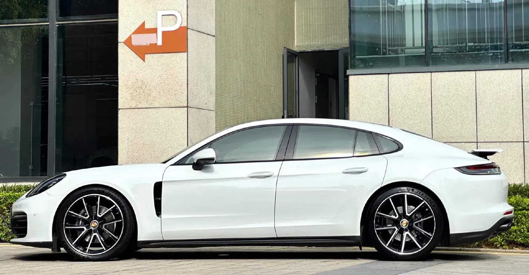 2021 Porsche Panamera 2.9T 330HP V6 8DCT,autocango,china used car exporter,china ev exporter,chinese used car exporter,chinese used ev exporter