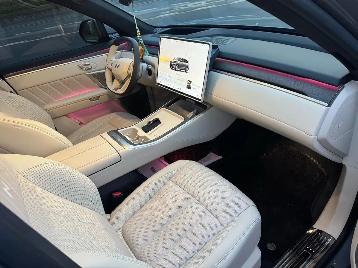 2025 ONVO L90 BEV,autocango,china used car exporter,china ev exporter,chinese used car exporter,chinese used ev exporter