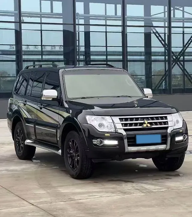 2018 Mitsubishi Pajero 3.0L 174HP V6 5AT,autocango,china used car exporter,china ev exporter,chinese used car exporter,chinese used ev exporter
