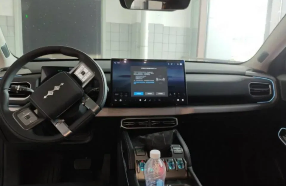 2025 FangChengBao Tai 3 BEV,autocango,china used car exporter,china ev exporter,chinese used car exporter,chinese used ev exporter