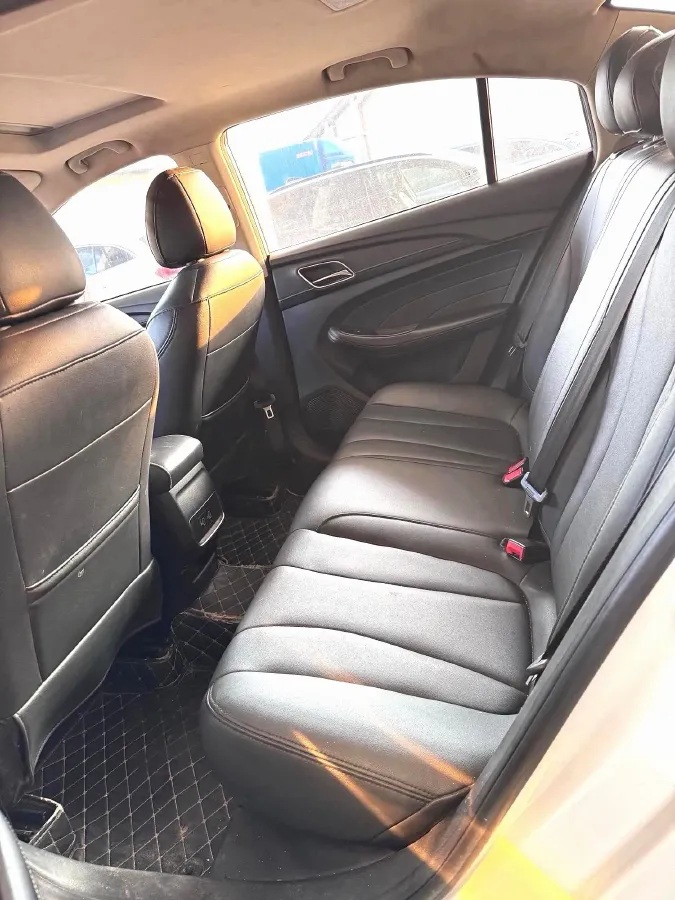 2019 Roewe i5 1.5L 120HP L4 CVT,autocango,china used car exporter,china ev exporter,chinese used car exporter,chinese used ev exporter