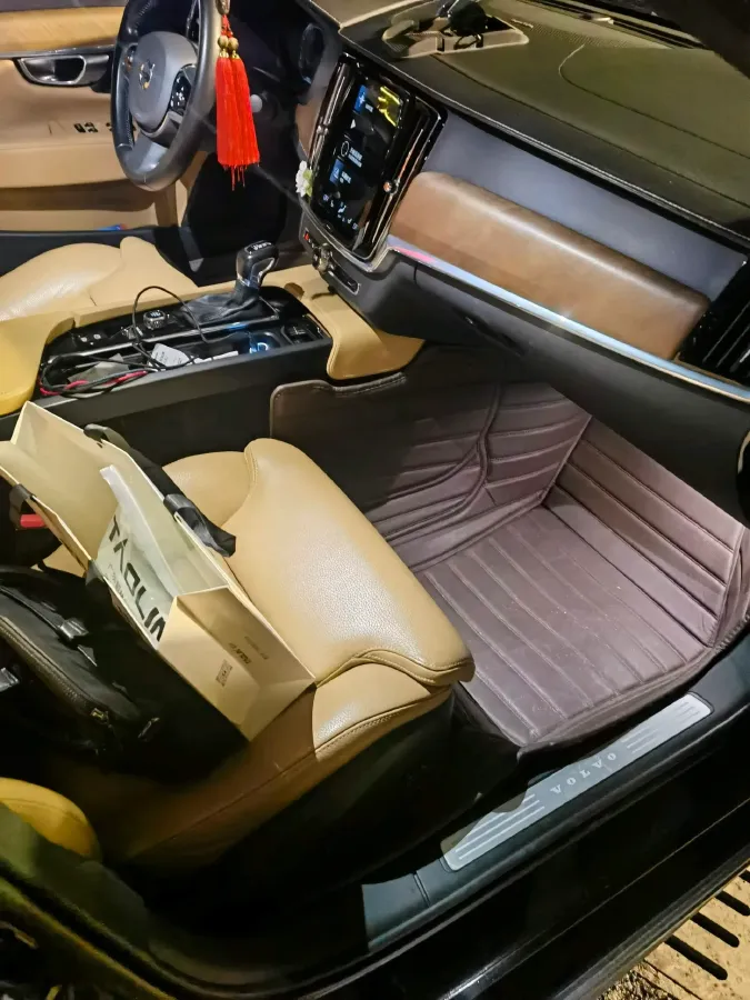 2020 Volvo S90 2.0T 254HP L4 8AT,autocango,china used car exporter,china ev exporter,chinese used car exporter,chinese used ev exporter