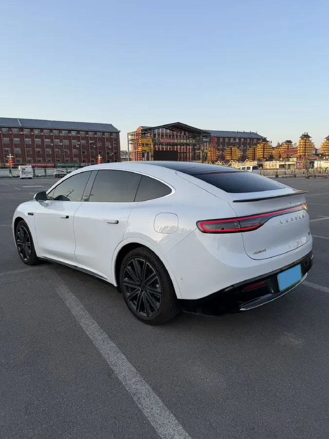 2025 Luxeed R7 REEV 156HP REEV 37KWH,autocango,china used car exporter,china ev exporter,chinese used car exporter,chinese used ev exporter