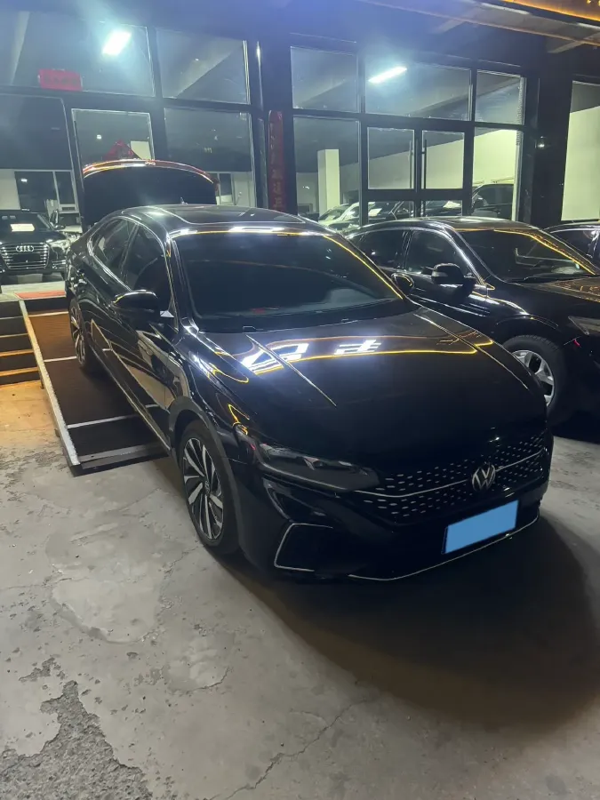 2022 Skoda Kodiak GT 2.0T 186HP L4 7DCT,autocango,china used car exporter,china ev exporter,chinese used car exporter,chinese used ev exporter