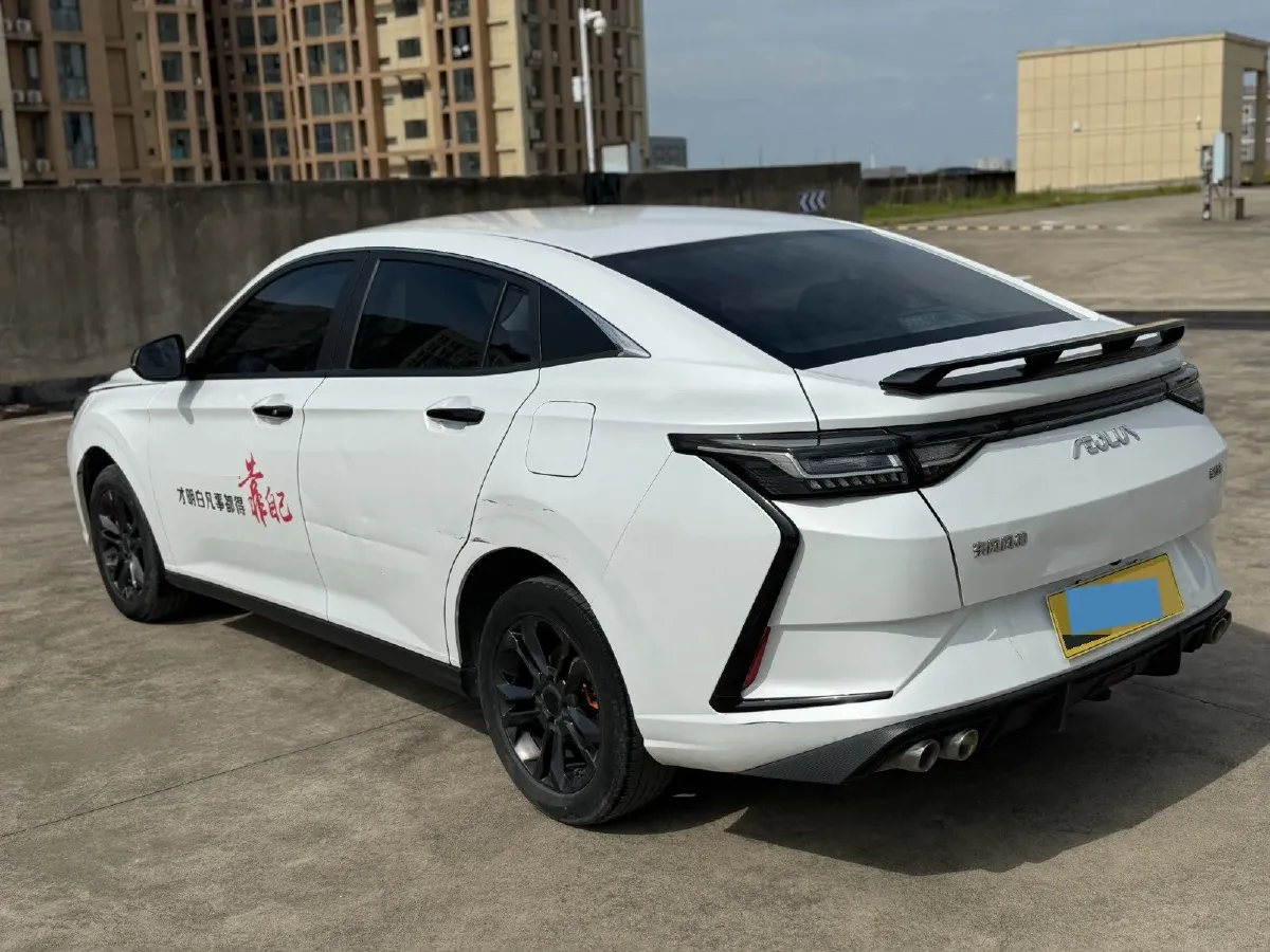 2023 DongFeng Aeolus YiXuan 1.5L 125HP L4 6DCT,autocango,china used car exporter,china ev exporter,chinese used car exporter,chinese used ev exporter