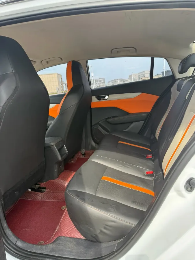 2023 DongFeng Aeolus YiXuan 1.5L 125HP L4 6DCT,autocango,china used car exporter,china ev exporter,chinese used car exporter,chinese used ev exporter