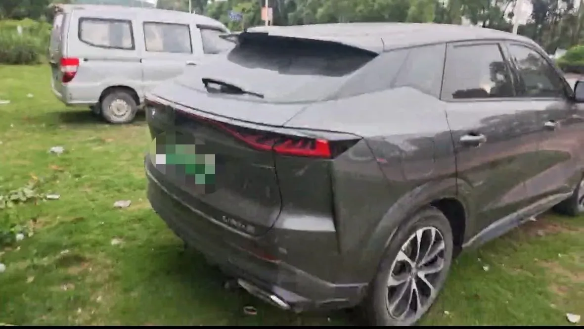 2024 ChangAn UNI-Z 1.5L 98HP L4 E-CVT PHEV 18.4KWH,autocango,china used car exporter,china ev exporter,chinese used car exporter,chinese used ev exporter