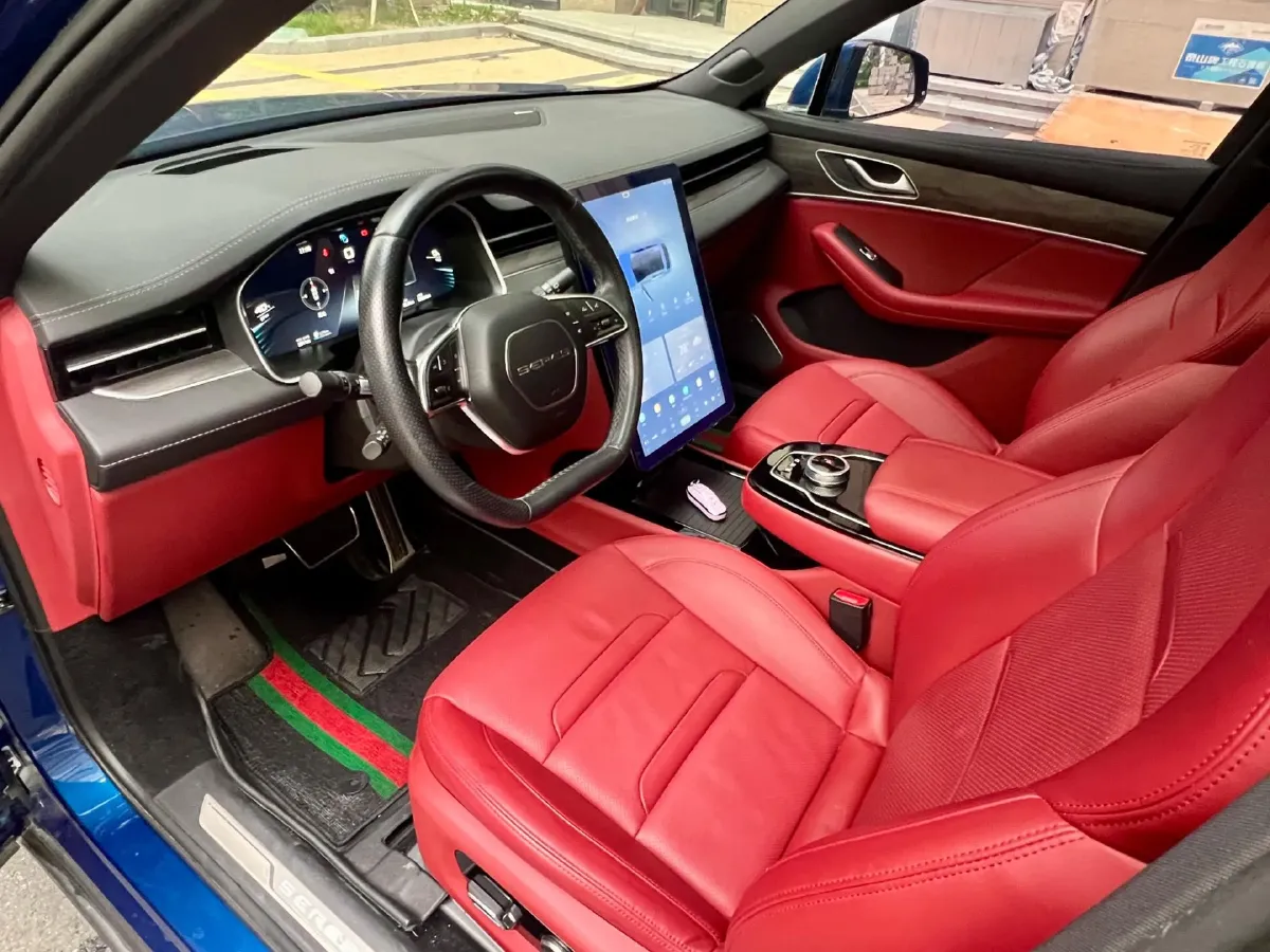 2021 Ford Edge 2.0T 245HP L4 8AT,autocango,china used car exporter,china ev exporter,chinese used car exporter,chinese used ev exporter