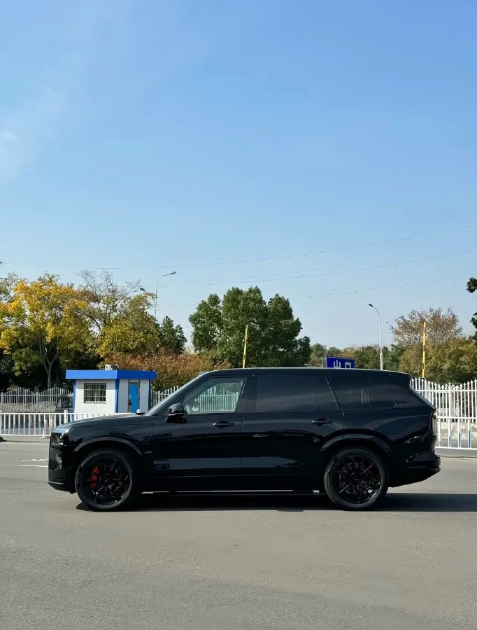 2025 Zeekr 9X 2.0T 279HP L4 1DHT PHEV,autocango,china used car exporter,china ev exporter,chinese used car exporter,chinese used ev exporter
