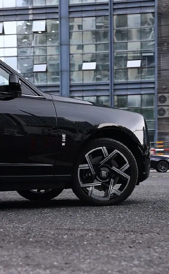 2018 Rolls-Royce Cullinan 6.7T 571HP V12 8AT,autocango,china used car exporter,china ev exporter,chinese used car exporter,chinese used ev exporter