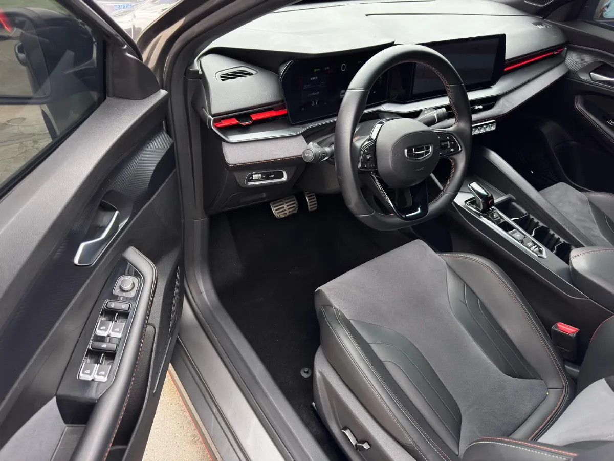 2022 Geely Binray 1.5T 181HP L4 7DCT,autocango,china used car exporter,china ev exporter,chinese used car exporter,chinese used ev exporter