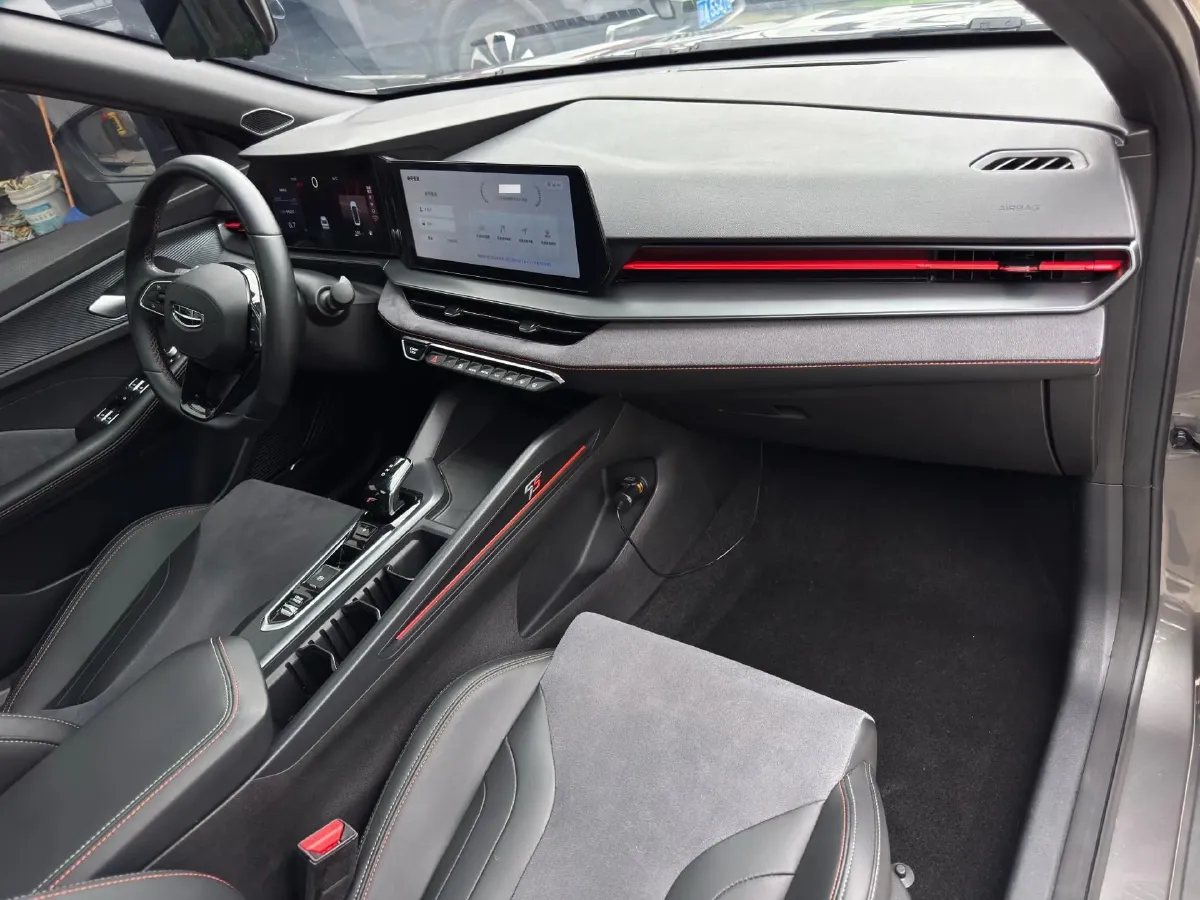 2022 Geely Binray 1.5T 181HP L4 7DCT,autocango,china used car exporter,china ev exporter,chinese used car exporter,chinese used ev exporter