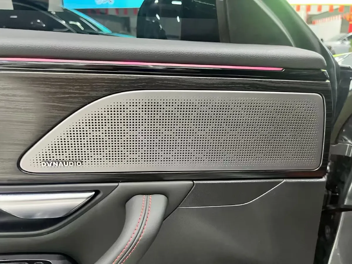 2020 Xpeng P7 BEV 80.9KWH,autocango,china used car exporter,china ev exporter,chinese used car exporter,chinese used ev exporter