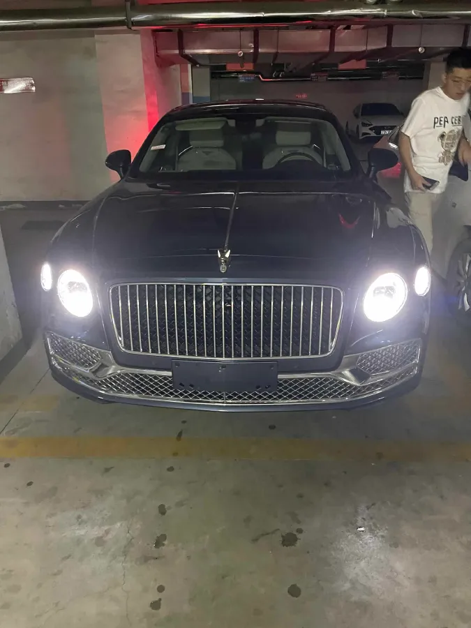 2020 Bentley Flying Spur 6.0T 635HP W12 8DCT,autocango,china used car exporter,china ev exporter,chinese used car exporter,chinese used ev exporter