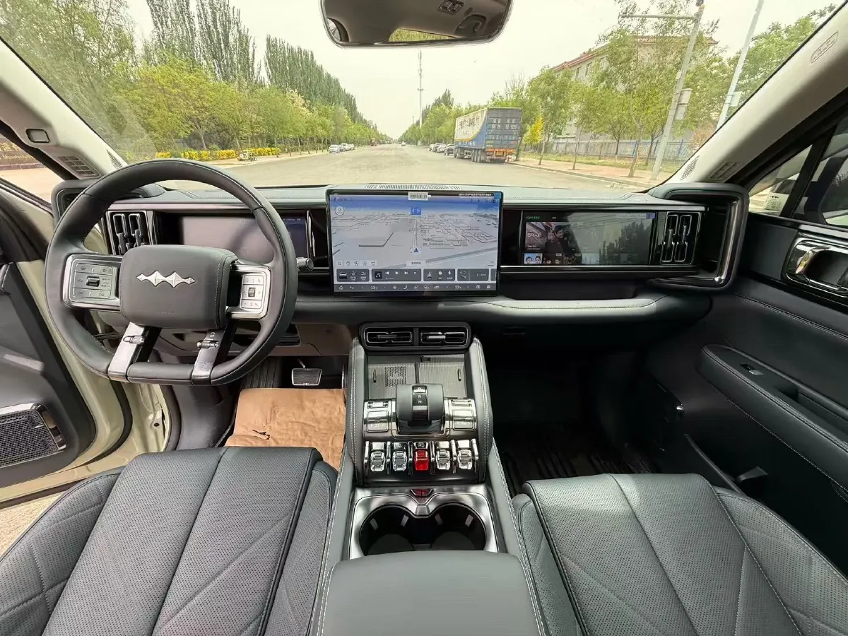2023 FangChengBao Bao 5 1.5T 194HP L4 E-CVT PHEV 31.8KWH,autocango,china used car exporter,china ev exporter,chinese used car exporter,chinese used ev exporter