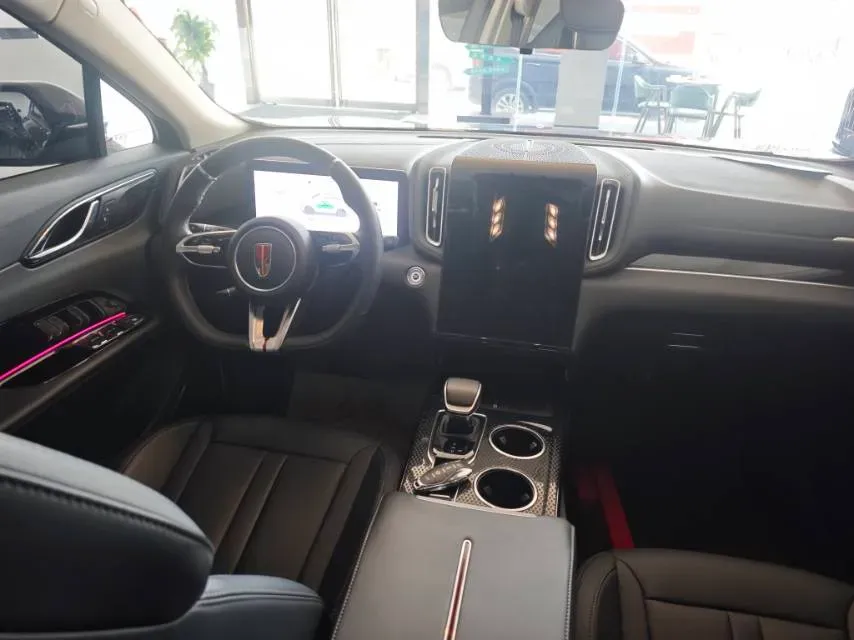 2024 HongQi HS3 1.5T 169HP L4 1DHT PHEV 18.4KWH,autocango,china used car exporter,china ev exporter,chinese used car exporter,chinese used ev exporter
