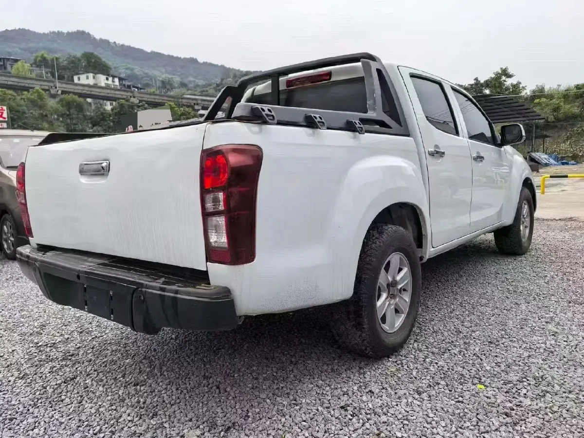 2020 Isuzu LingTuo 2.5T 150HP L4 6AT,autocango,china used car exporter,china ev exporter,chinese used car exporter,chinese used ev exporter