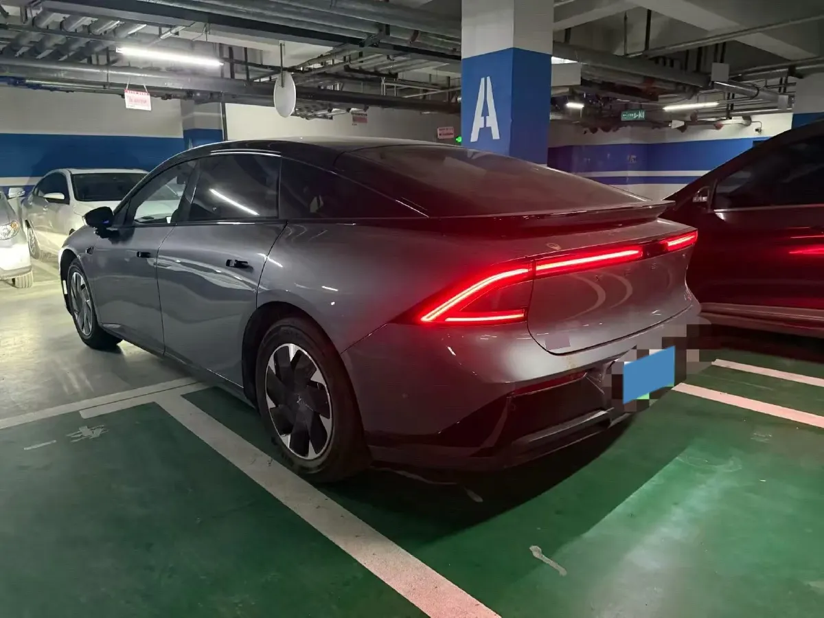 2024 Xpeng P7+ BEV 60.7KWH,autocango,china used car exporter,china ev exporter,chinese used car exporter,chinese used ev exporter