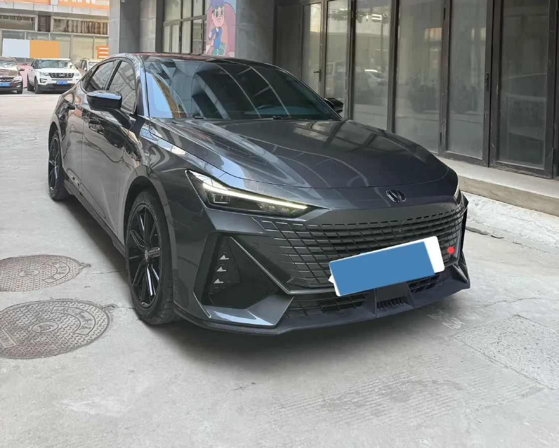 2023 ChangAn UNI-V iDD 1.5T 170HP L4 6TCT PHEV 18.4KWH,autocango,china used car exporter,china ev exporter,chinese used car exporter,chinese used ev exporter