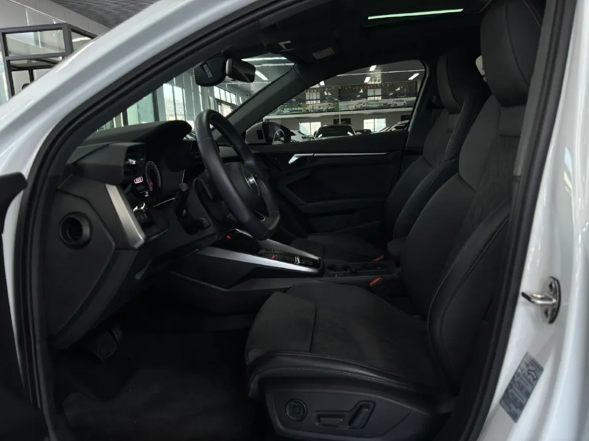 2023 Audi A3 1.4T 150HP L4 7DCT,autocango,china used car exporter,china ev exporter,chinese used car exporter,chinese used ev exporter