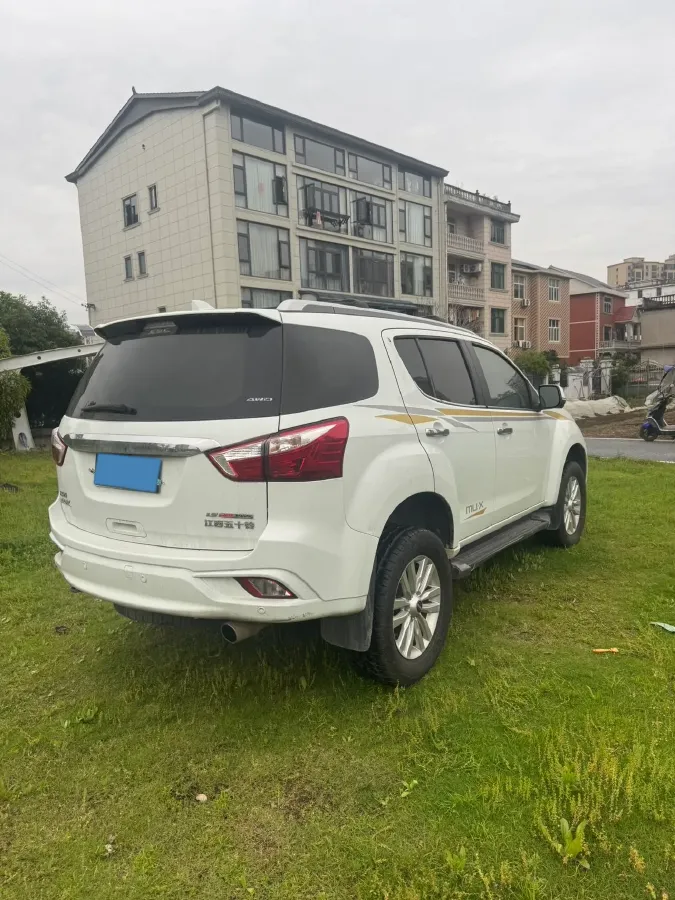 2020 Isuzu Mu-X 1.9T 166HP L4 6AT,autocango,china used car exporter,china ev exporter,chinese used car exporter,chinese used ev exporter