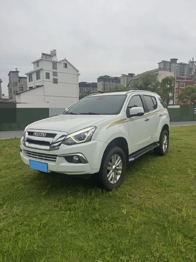 2020 Isuzu Mu-X 1.9T 166HP L4 6AT,autocango,china used car exporter,china ev exporter,chinese used car exporter,chinese used ev exporter