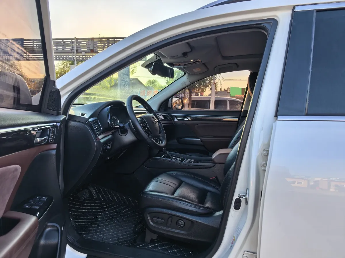 2017 GAC Trumpchi GS8 2.0T 201HP L4 6AT,autocango,china used car exporter,china ev exporter,chinese used car exporter,chinese used ev exporter