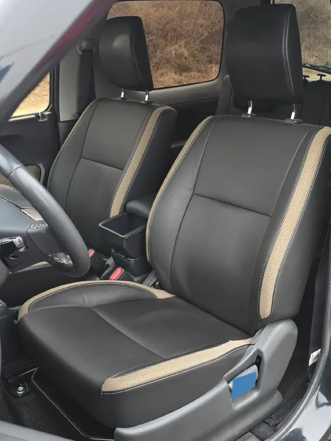 2015 Suzuki Jimny 1.3L 85HP L4 4AT,autocango,china used car exporter,china ev exporter,chinese used car exporter,chinese used ev exporter