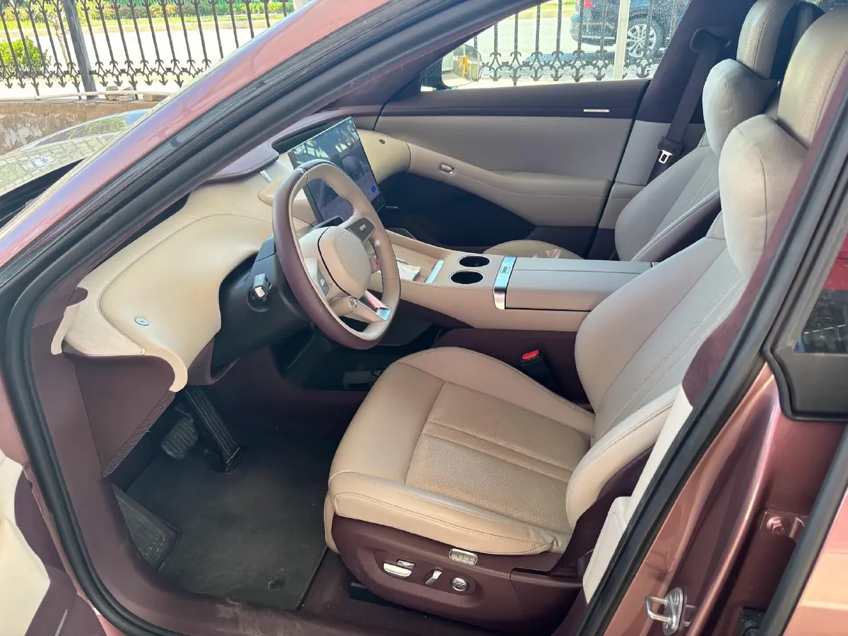 2025 MI YU7 BEV 101.7KWH,autocango,china used car exporter,china ev exporter,chinese used car exporter,chinese used ev exporter