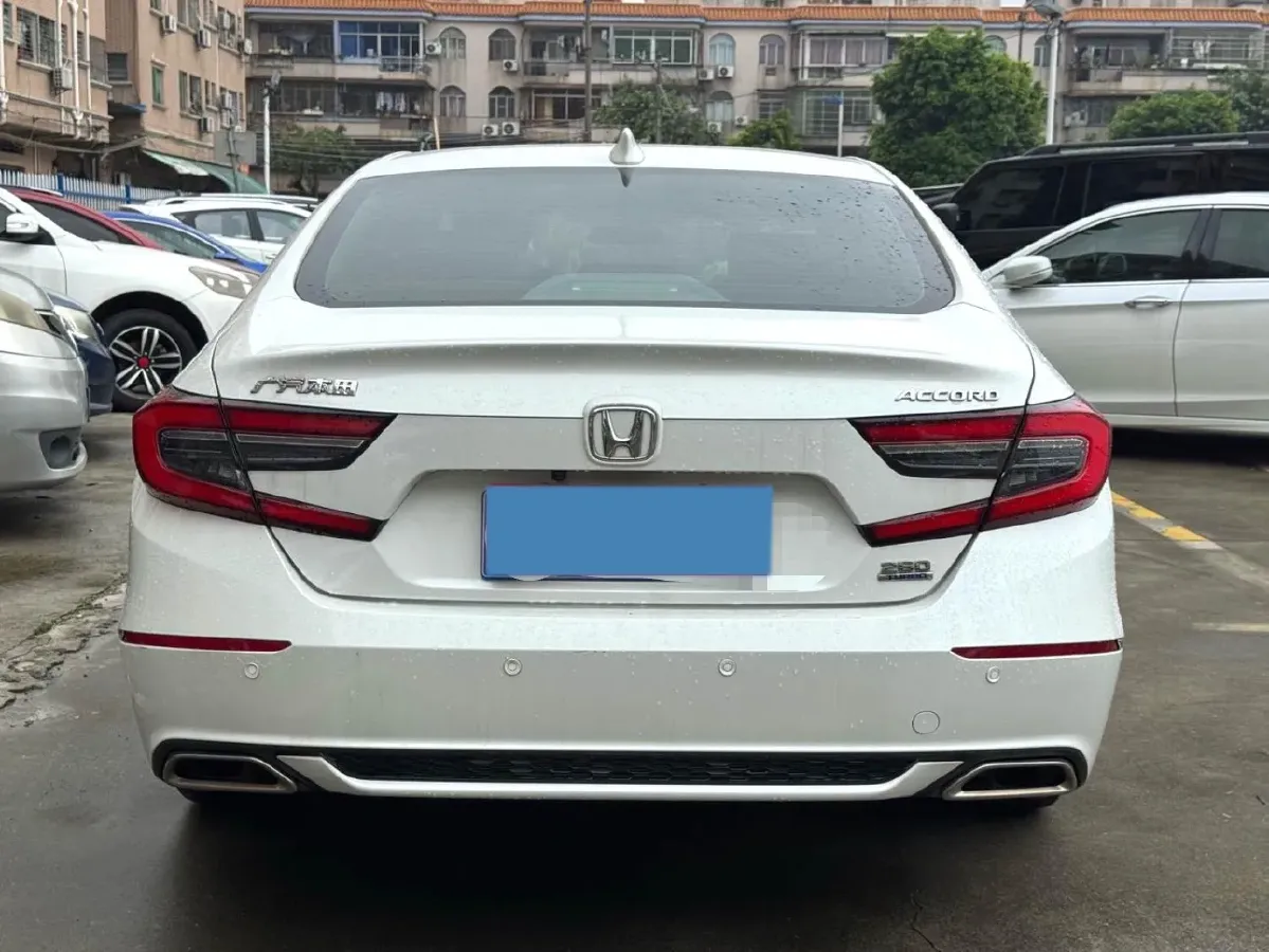 2022 Honda Accord 1.5T 194HP L4 CVT,autocango,china used car exporter,china ev exporter,chinese used car exporter,chinese used ev exporter