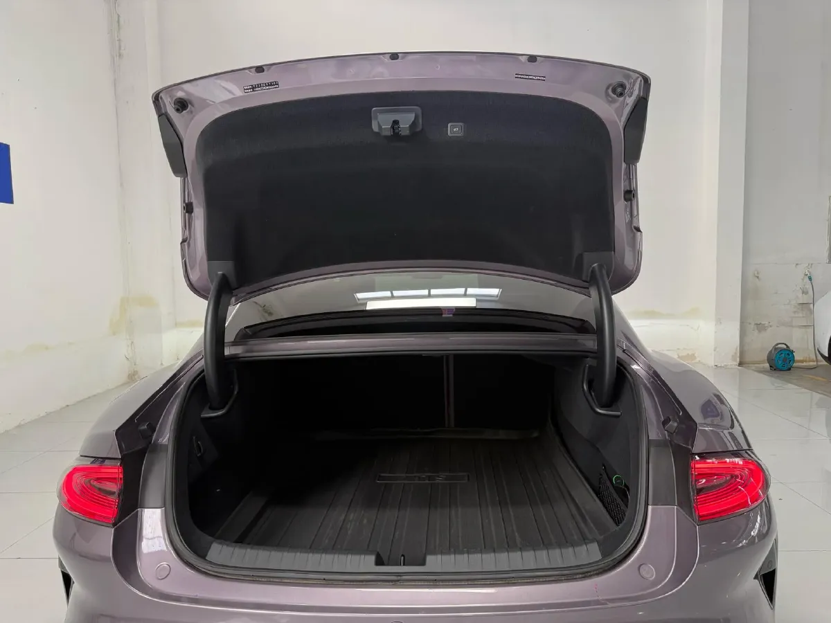 2024 MI SU7 BEV 101KWH,autocango,china used car exporter,china ev exporter,chinese used car exporter,chinese used ev exporter