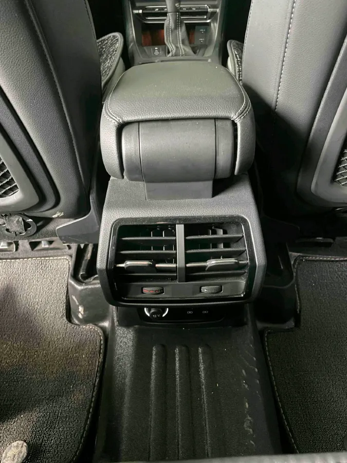 2022 Audi Q3 1.4T 150HP L4 7DCT,autocango,china used car exporter,china ev exporter,chinese used car exporter,chinese used ev exporter