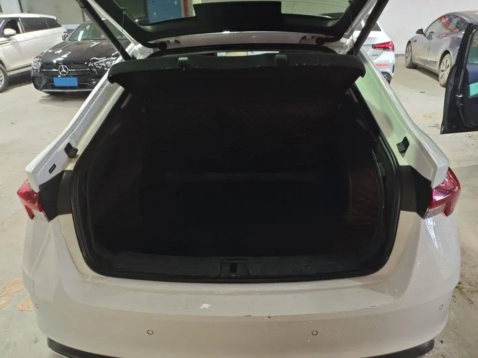 2023 Skoda Octavia 1.4T 150HP L4 7DCT,autocango,china used car exporter,china ev exporter,chinese used car exporter,chinese used ev exporter