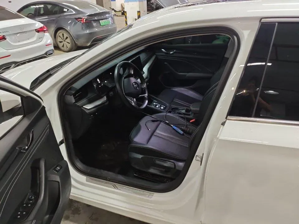 2023 Skoda Octavia 1.4T 150HP L4 7DCT,autocango,china used car exporter,china ev exporter,chinese used car exporter,chinese used ev exporter