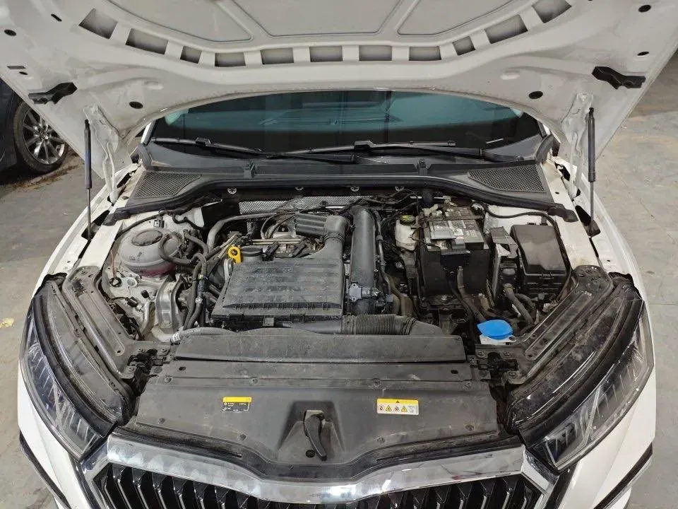 2023 Skoda Octavia 1.4T 150HP L4 7DCT,autocango,china used car exporter,china ev exporter,chinese used car exporter,chinese used ev exporter