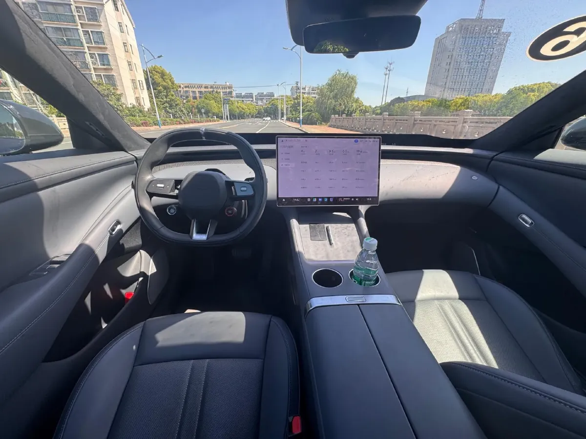 2025 MI YU7 BEV 101.7KWH,autocango,china used car exporter,china ev exporter,chinese used car exporter,chinese used ev exporter