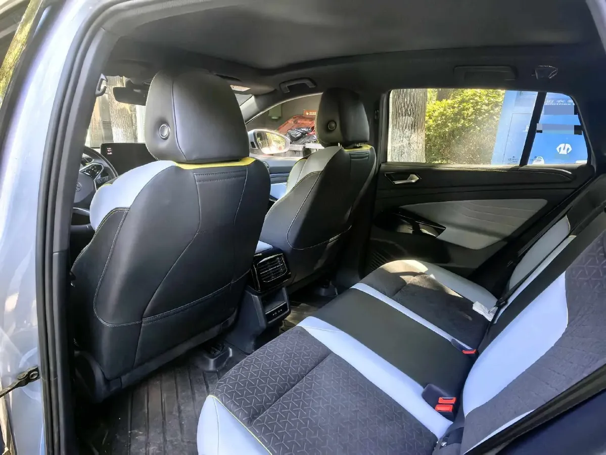 2021 Volkswagen ID.4 X BEV 83.4KWH,autocango,china used car exporter,china ev exporter,chinese used car exporter,chinese used ev exporter