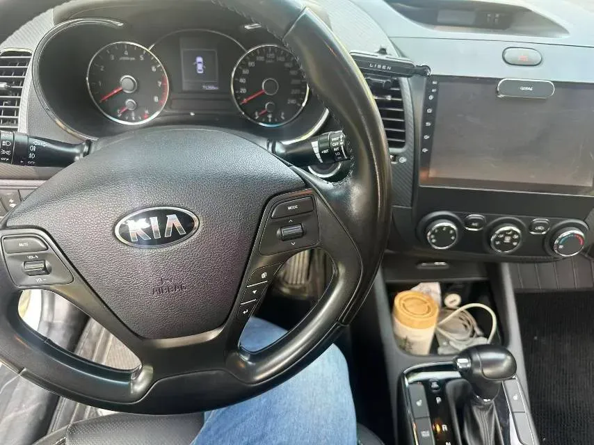 2017 Kia K3 1.6L 128HP L4 6AT,autocango,china used car exporter,china ev exporter,chinese used car exporter,chinese used ev exporter