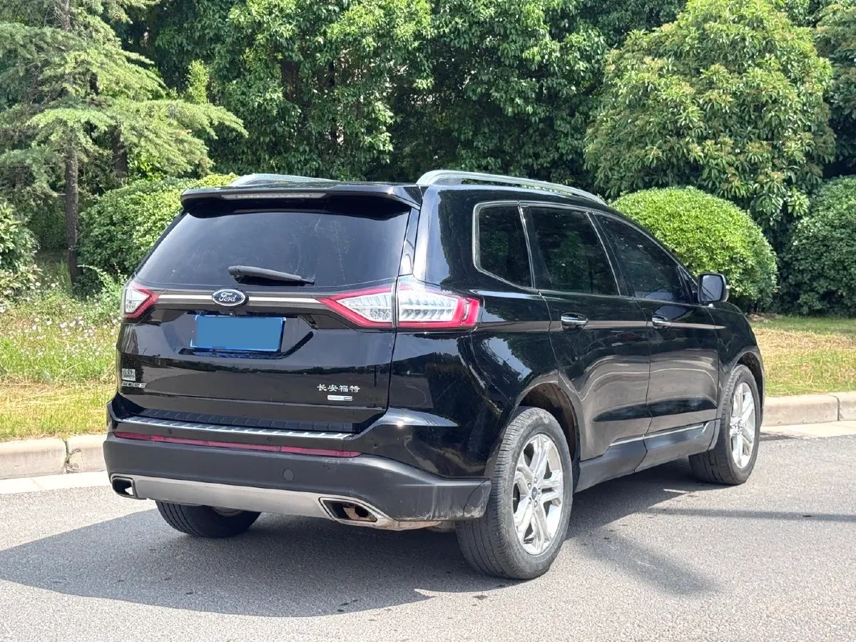 2018 Ford Edge 2.0T 245HP L4 6AT,autocango,china used car exporter,china ev exporter,chinese used car exporter,chinese used ev exporter