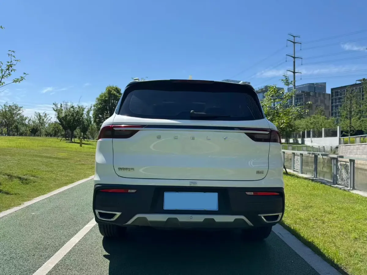 2022 Geely Okavango 1.8T 184HP L4 7DCT,autocango,china used car exporter,china ev exporter,chinese used car exporter,chinese used ev exporter