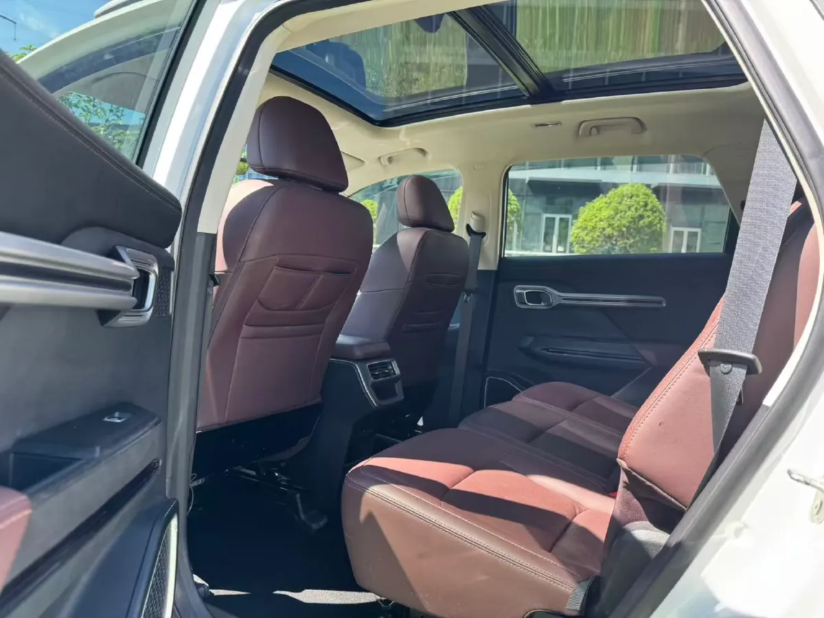 2022 Geely Okavango 1.8T 184HP L4 7DCT,autocango,china used car exporter,china ev exporter,chinese used car exporter,chinese used ev exporter