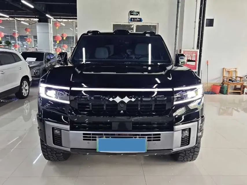 2025 FangChengBao Bao 8 2.0T 245HP L4 E-CVT PHEV 36.8KWH,autocango,china used car exporter,china ev exporter,chinese used car exporter,chinese used ev exporter