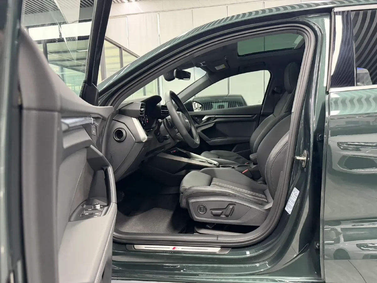 2023 Audi A3 1.4T 150HP L4 7DCT,autocango,china used car exporter,china ev exporter,chinese used car exporter,chinese used ev exporter